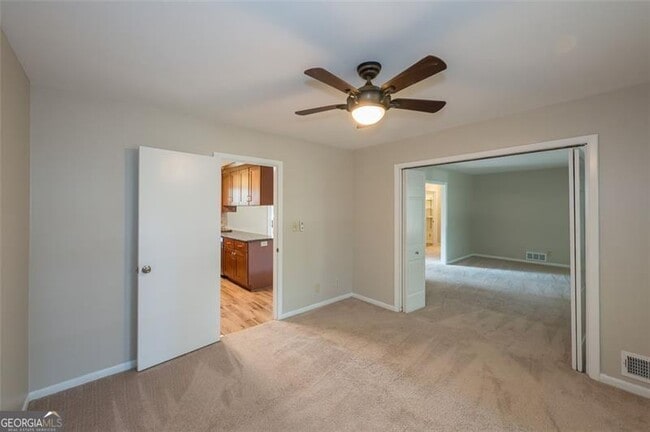 Building Photo - 4044 Forrestal Dr