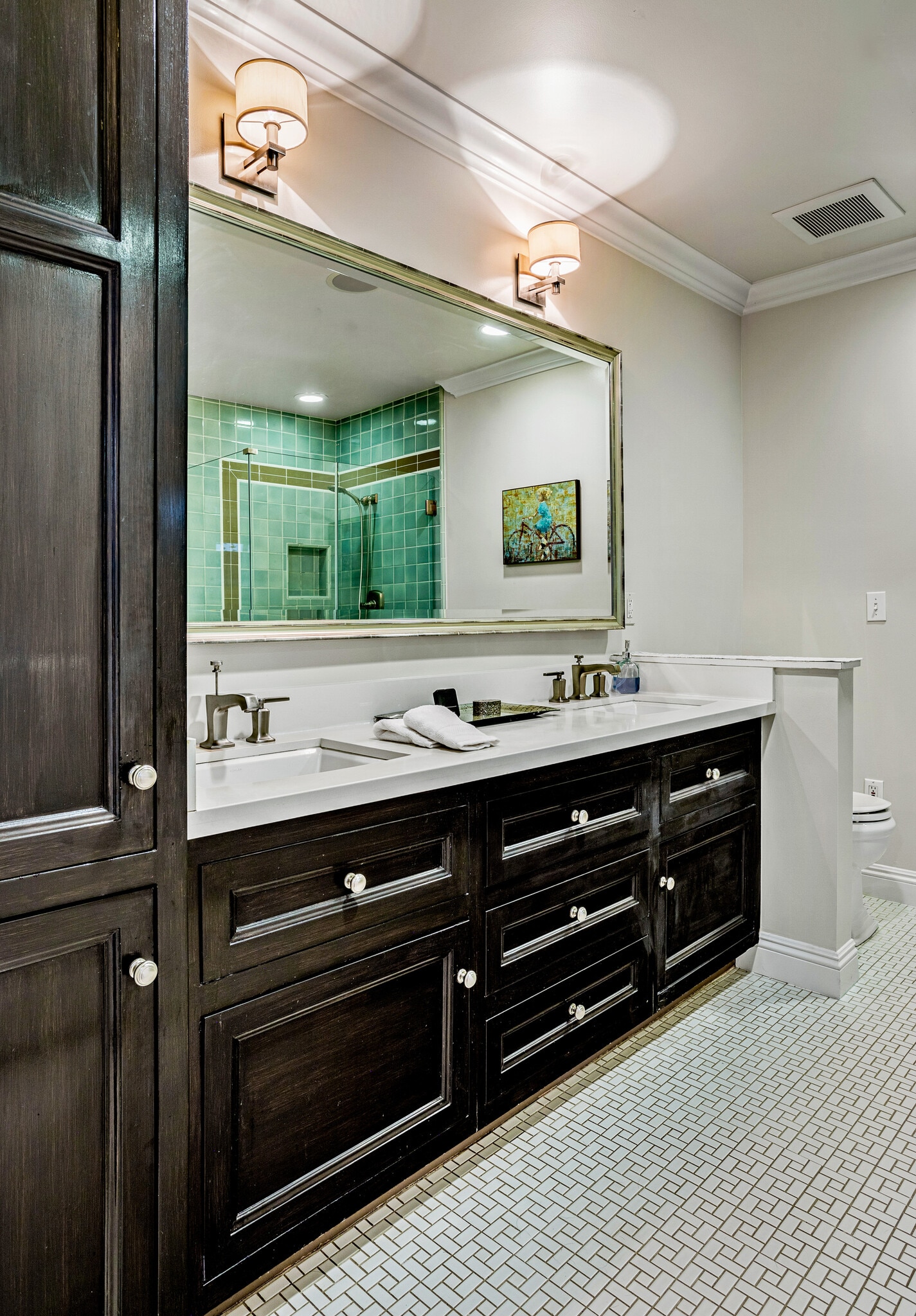 Building Photo - 4537 Agnes Ave