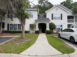 Building Photo - Private End Unit - First Floor - Reserve at Woodbridge