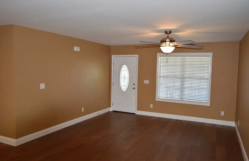 Building Photo - 308 Sparks Ln