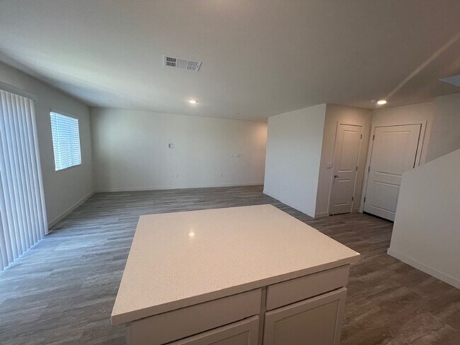 Building Photo - Brand New DR Horton Solar Smart Home with 4 Bedrooms.