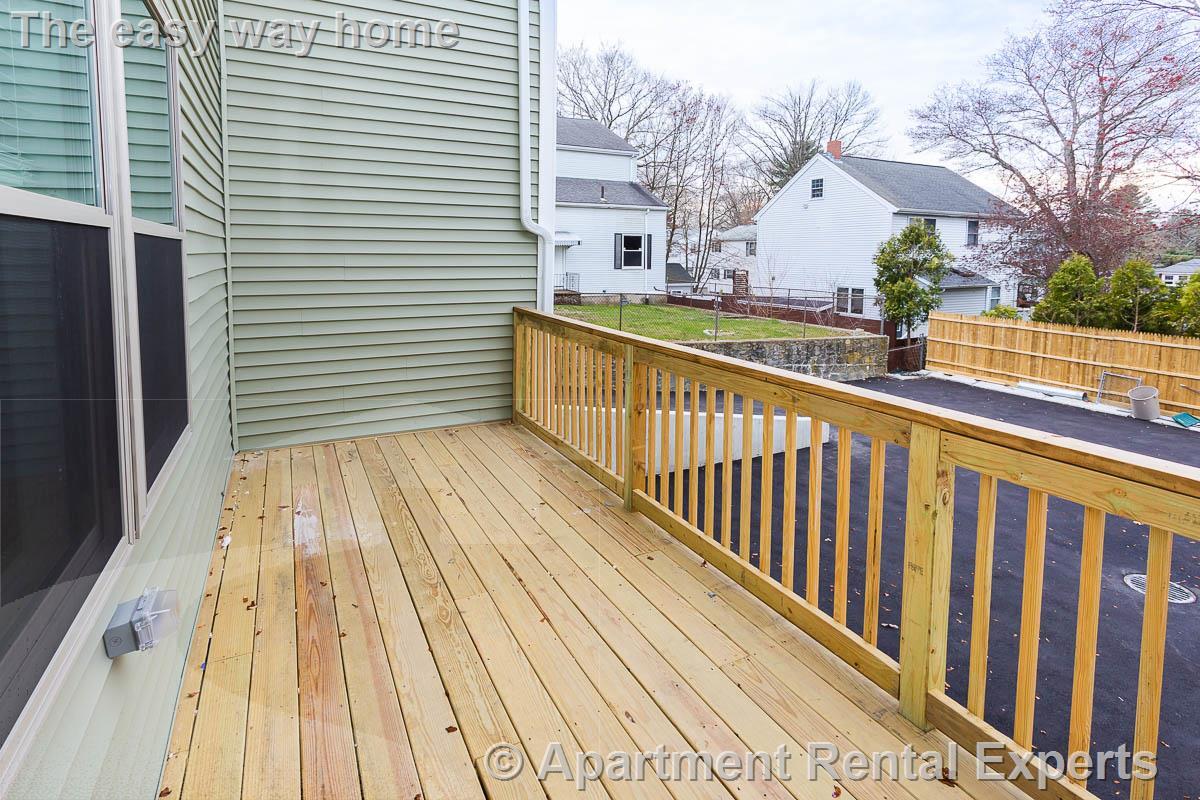 Building Photo - 476 Fulton St