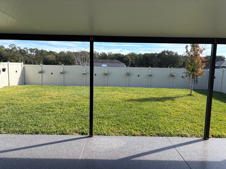 Building Photo - 15390 Sapphire Purple St