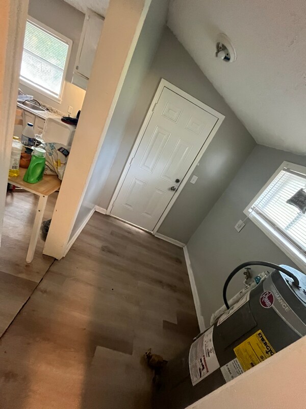 Building Photo - 3034 Churchill St