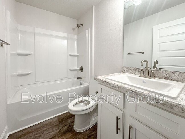 Building Photo - 31 Westridge Ln