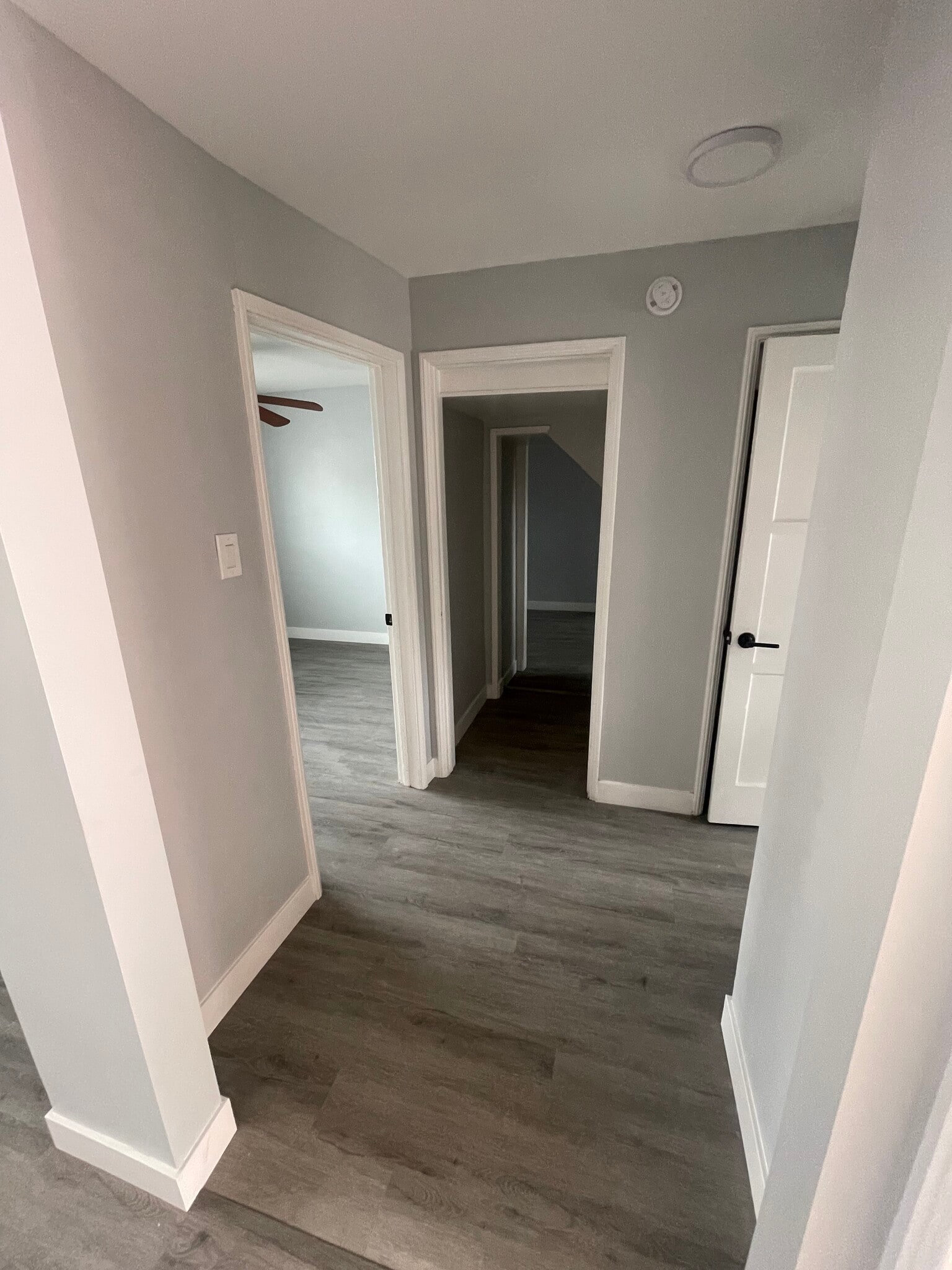 Building Photo - 335 N Palos Verdes St