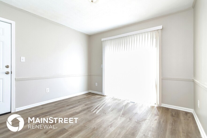 Building Photo - 12097 Hazelhurst Dr