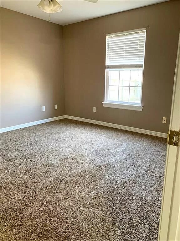 Building Photo - 1333 N Colorado Dr