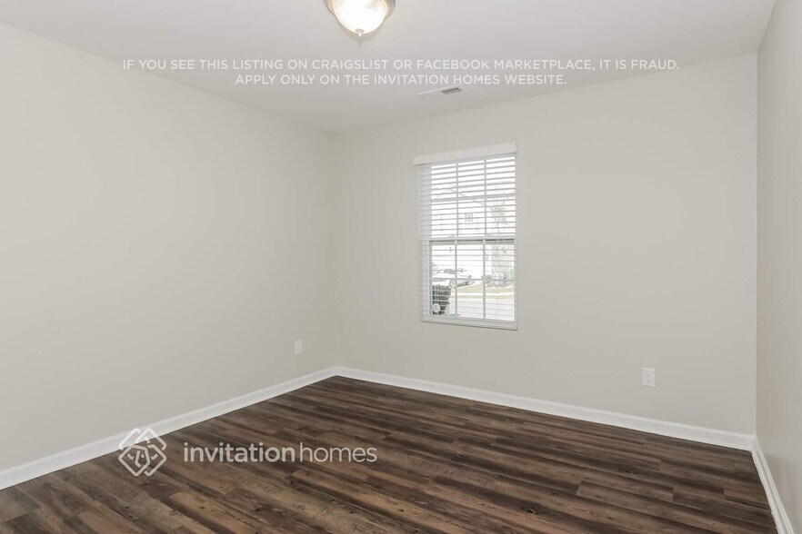 Building Photo - 3322 Ringtail Ln