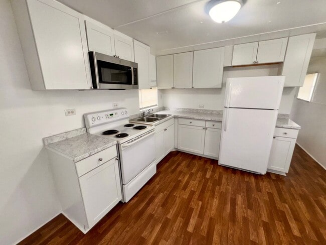 Building Photo - 1117 S Christiana Ave