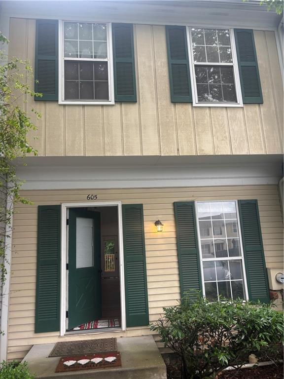 Building Photo - 605 Wedgewood Way
