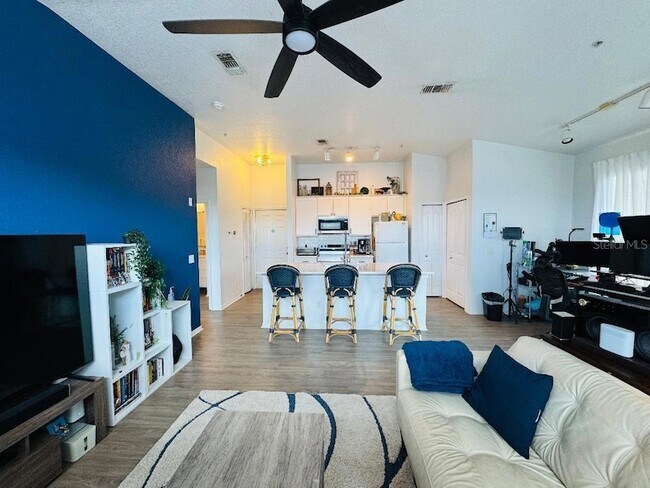 Building Photo - 2513 Maitland Crossing Way