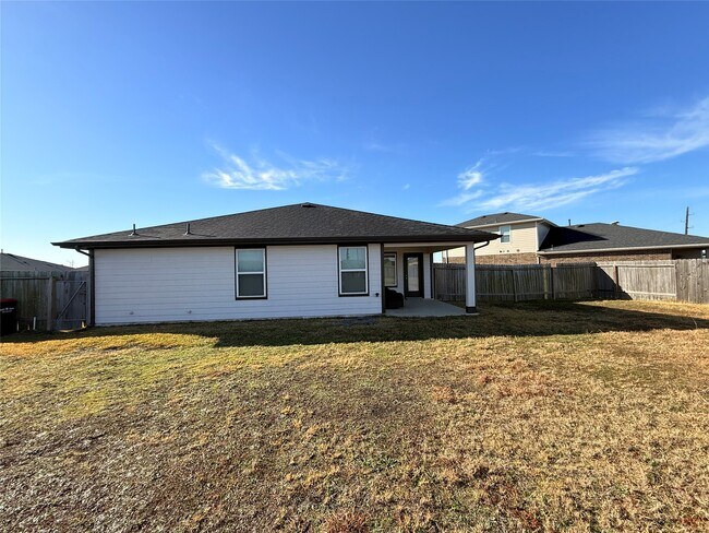 Building Photo - 28930 Yampa Mill Ln