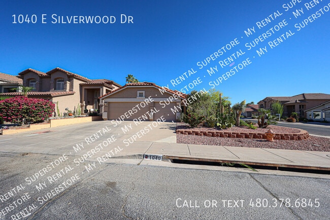 Building Photo - 1040 E Silverwood Dr