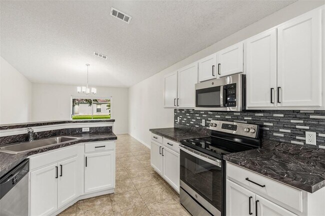 Building Photo - 16918 Corner Hill Ct