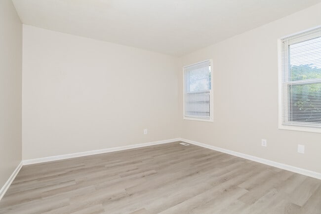 Building Photo - 3218 Vineyard Ct