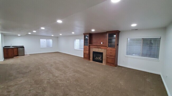 Building Photo - 4446 Shiprock Pl