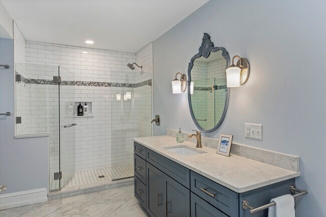 Building Photo - 35 Old Flds Wy