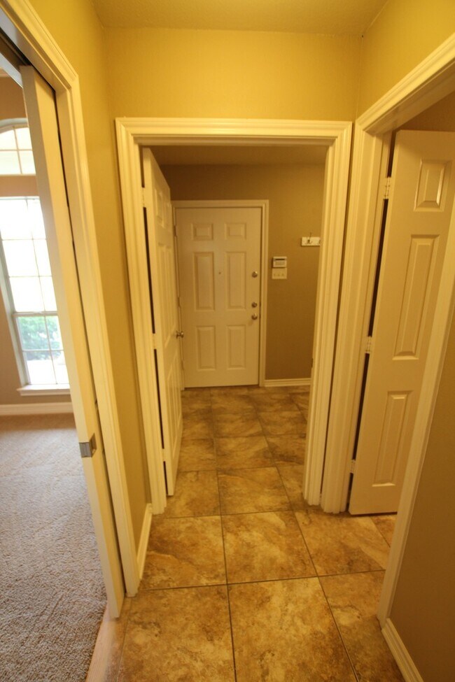 Building Photo - Coming Soon: Beautiful 3 Bedroom, 2 Bath n...