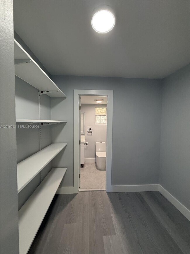 Building Photo - 8500 SW 109th Ave