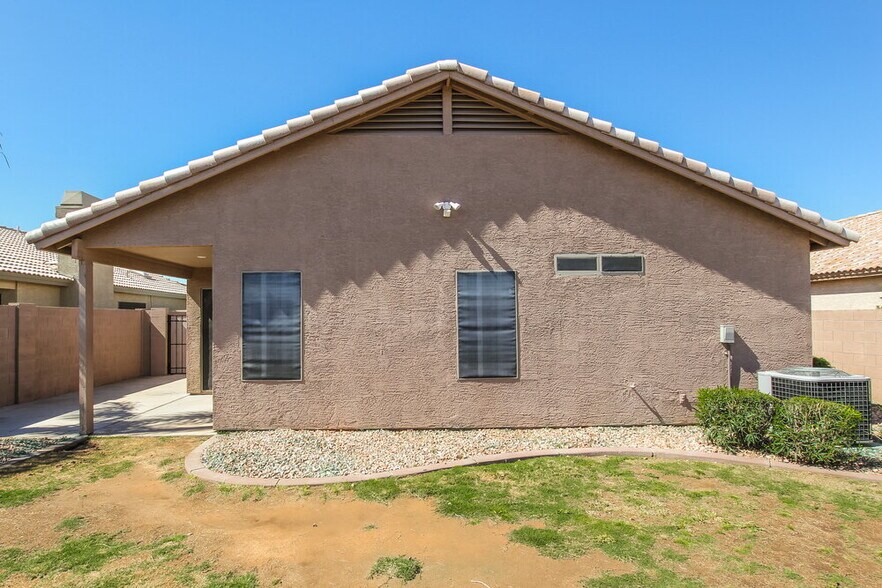 Building Photo - 16359 N Oachs Dr