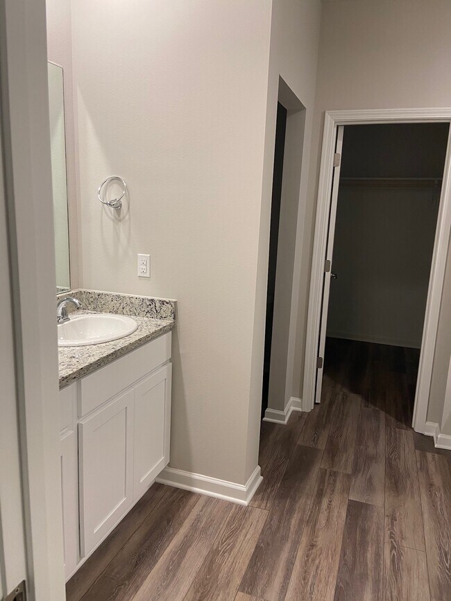 Building Photo - 34256 Garnet Lake Dr
