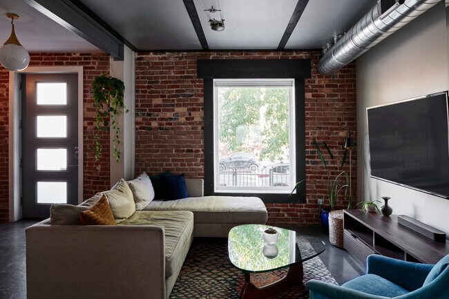 Building Photo - 3353 Tejon St