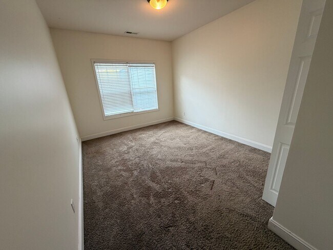 Building Photo - Charming 3-Bedroom Home in The Preserve at Oak Ridge – Resort-Style Amenities!