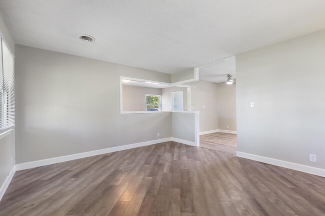 Building Photo - 2972 Dixon Rd SW