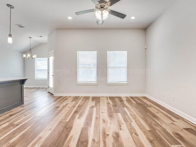 Building Photo - 608 Blue Fish Ct