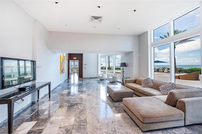 Building Photo - 17201 Collins Ave