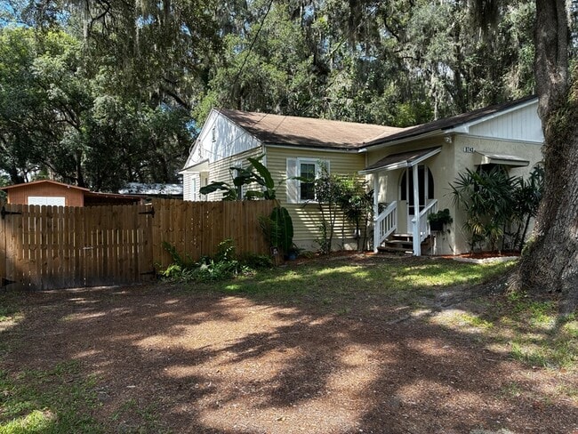 Primary Photo - 8743 Buttercup St