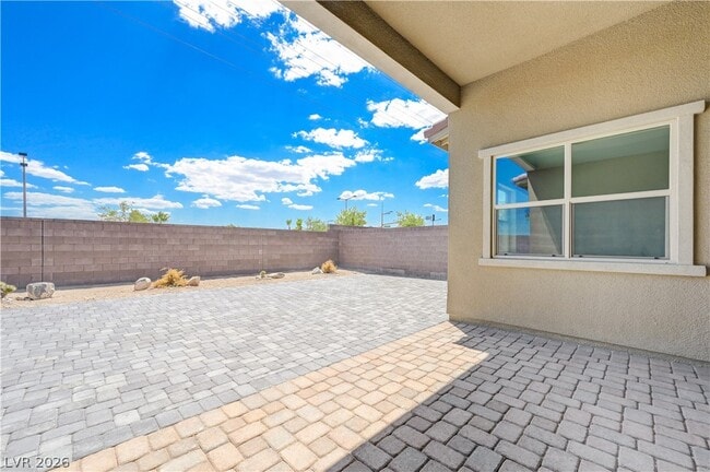 Building Photo - 11831 Giroma Ave