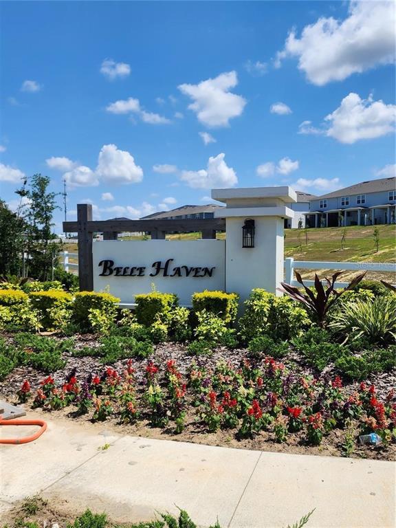 Building Photo - 2714 Fetching Trl