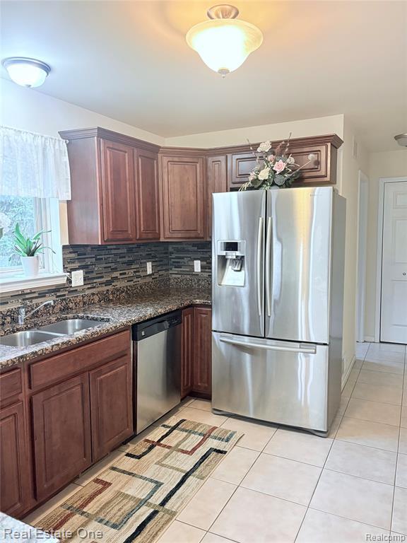 Building Photo - 6178 Elarz Dr