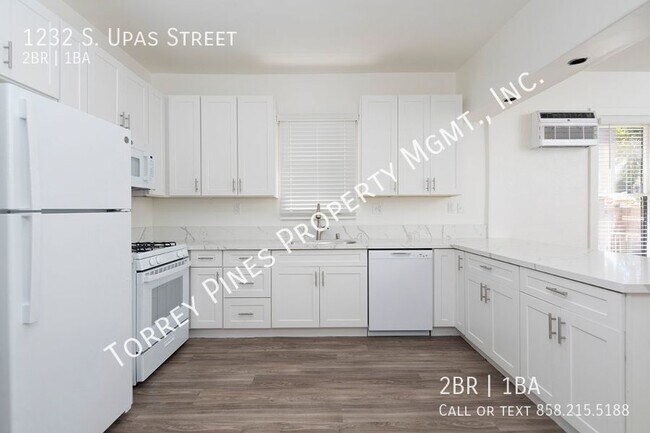 Building Photo - *OPEN HOUSE: 10/27 10-11AM* Remodeled 2BR ...