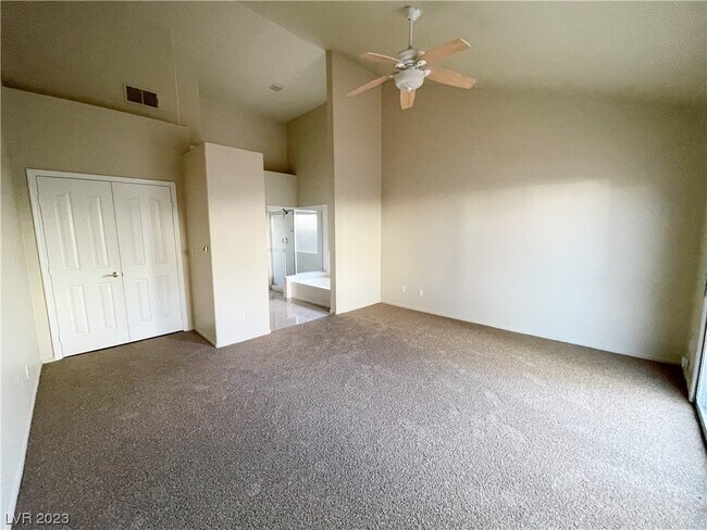Building Photo - 2104 Mountain Echo Ave