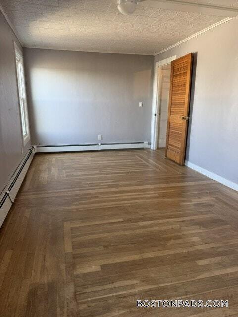 Building Photo - 610 Durfee St