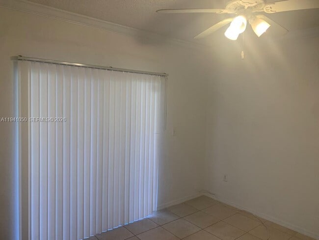 Building Photo - 220 SW 116th Ave