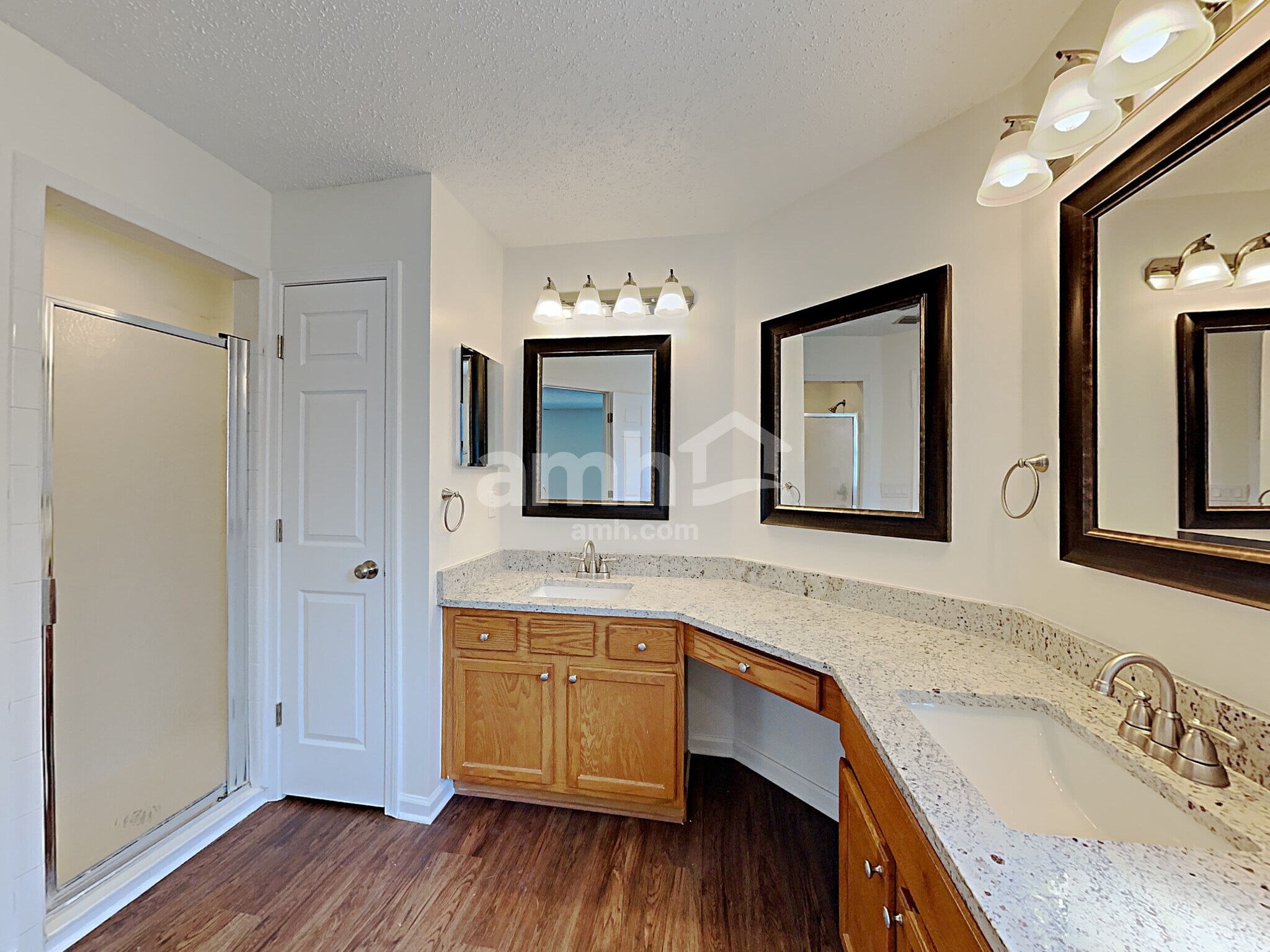 Building Photo - 14024 Fish Eagle Dr E