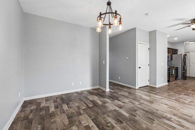 Building Photo - 15915 Filmore Cir