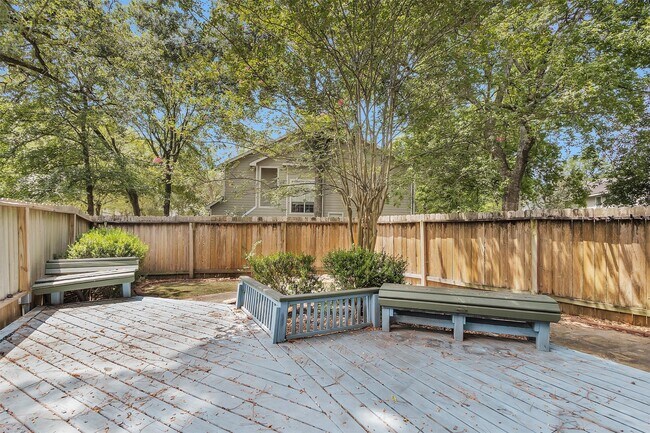 Building Photo - 31 N Walden Elms Cir