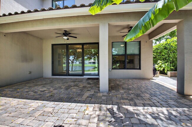 Building Photo - 8101 Ironstone Dr