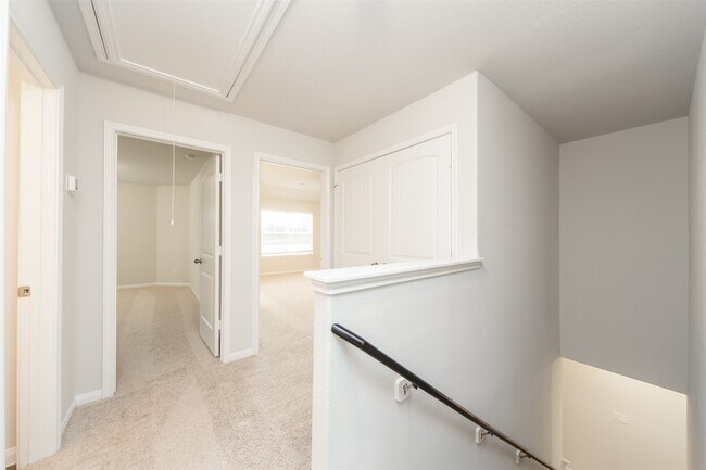 Building Photo - 3026 Orchid Ranch Dr