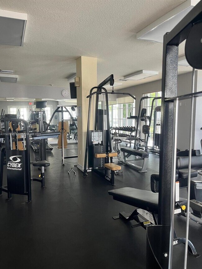 Building Photo - 11010 Legacy Dr