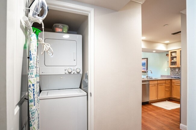 Building Photo - Furnished 2 Bed/2 Bath Hale Kanani Condo, Across from The Cove & Charley Young Beach