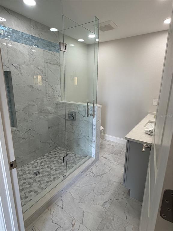 Building Photo - 6025 Sun Blvd