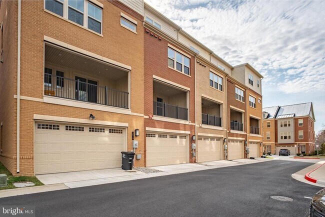 Building Photo - 3820 Tussica Wy