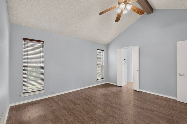 Building Photo - 1207 Mistywood Ln