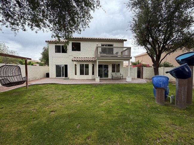 Building Photo - 902 S Surfside Dr